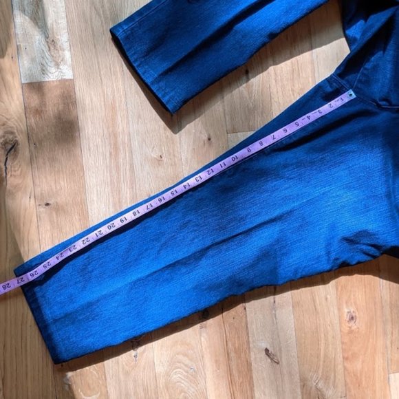 Style & Co Woman - Slim Leg Jeans Petite 20W - Picture 4 of 7